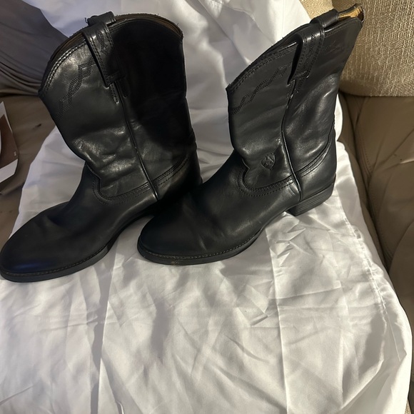 Used boots - Picture 4 of 12